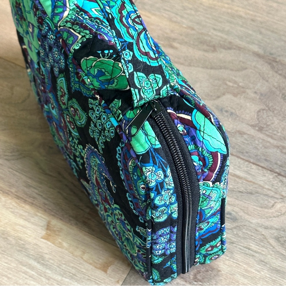 Vera Bradley Blue and Green Paisley Tablet Bible Bag - Picture 2 of 8